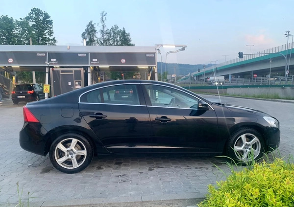 Volvo S60 cena 30000 przebieg: 195000, rok produkcji 2011 z Strumień małe 277